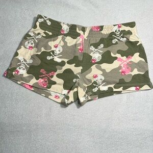 No Boundaries XS camo skeleton shorts